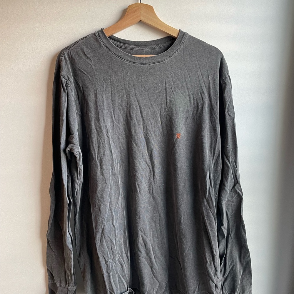 Roark Long Sleeve Running Skull Palm Tree Tshirt L